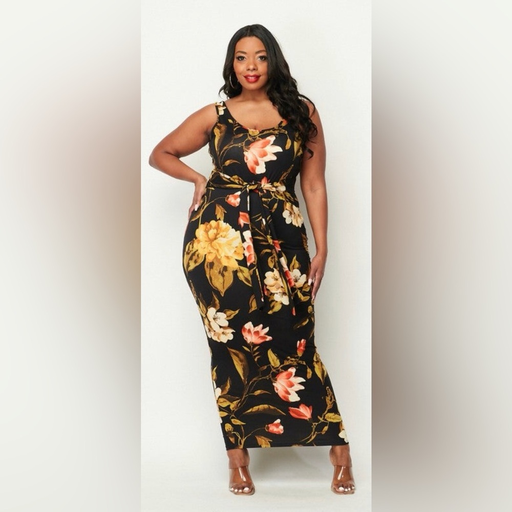 Plus Size Sleeveless Floral Dress